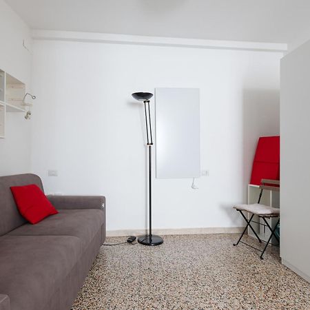 Sant'Ambrogio - Modern Studio! Milánó Kültér fotó